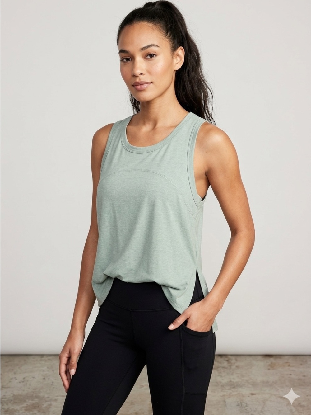 Old Navy Sage Breathable Athletic Tank Top Size Small